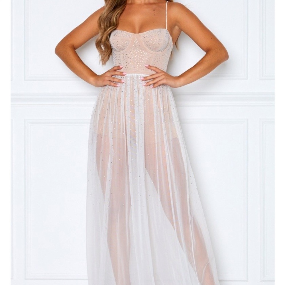 🤍sold🤍 White Fox Boutique Casino Royale Dress